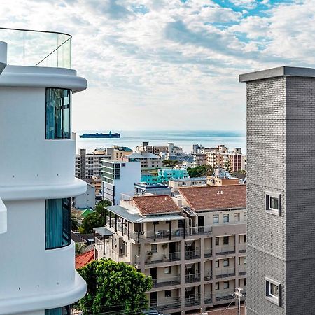 Strand Beach, Magnificent Apartment... Sea Point 开普敦 外观 照片